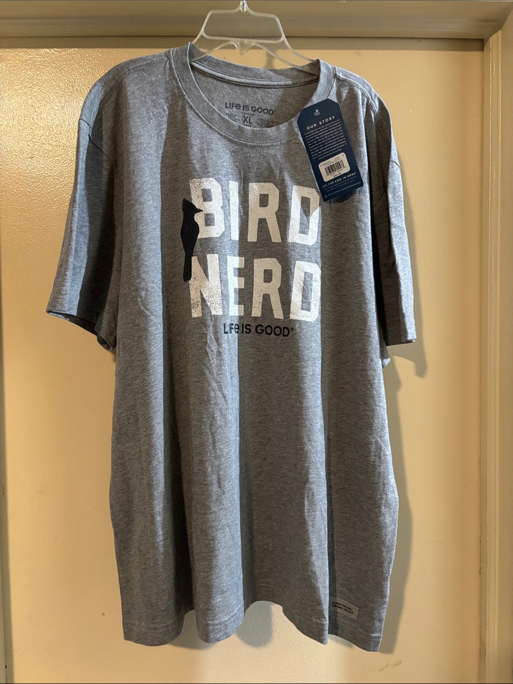 LIFE IS GOOD T-shirt with bird graphic NWT SizeXL